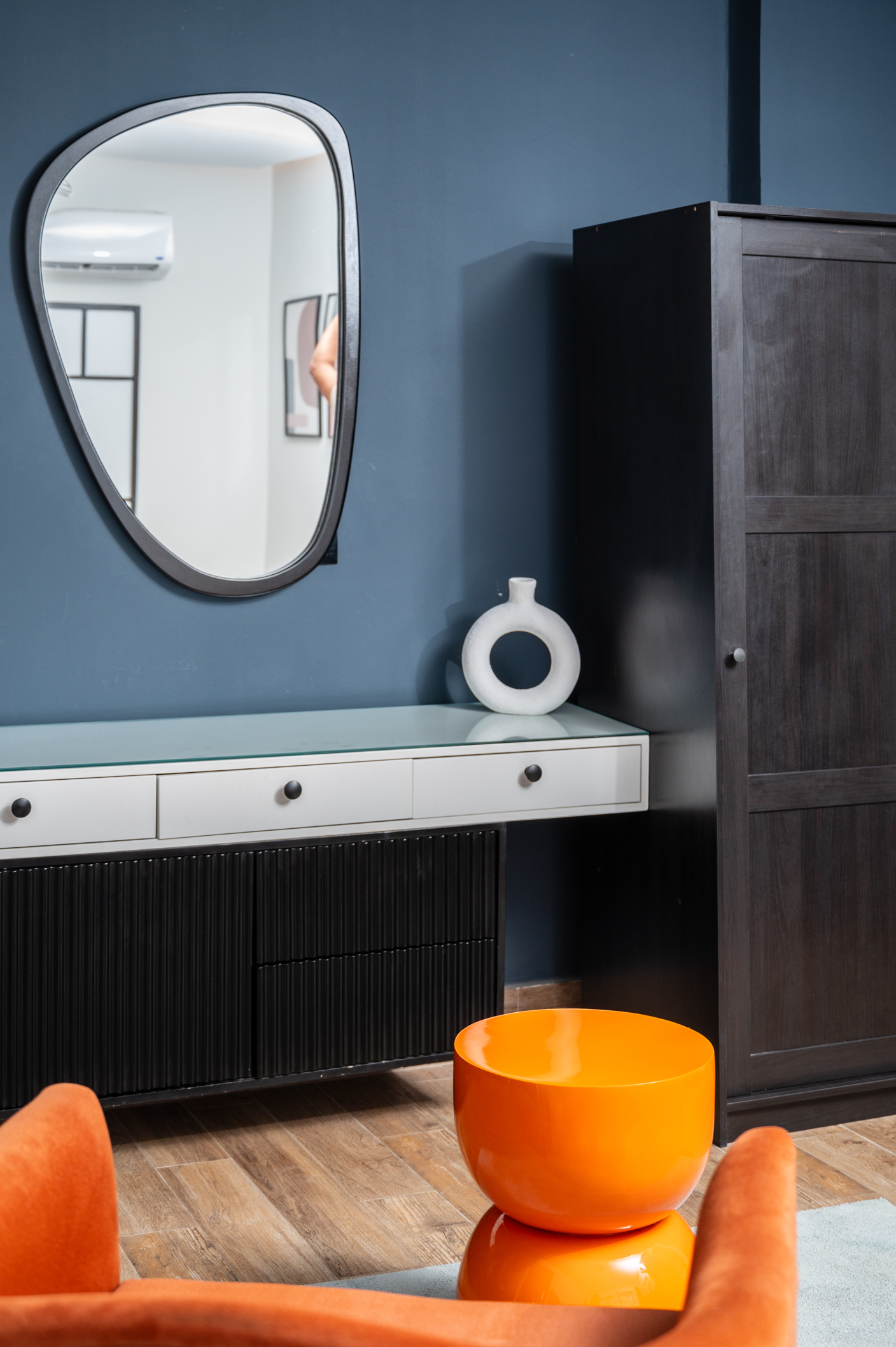 Curated visual reference: Visual Reference: Sapphire Condo Apartment